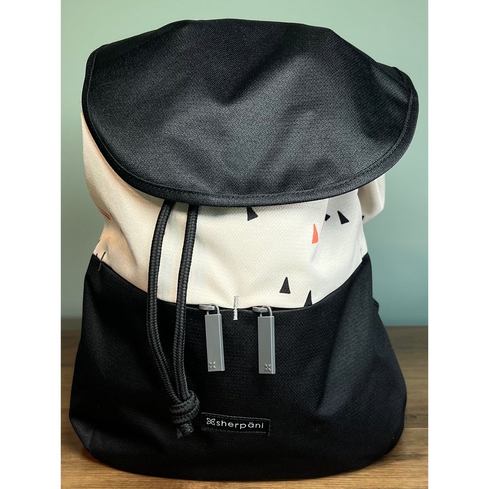 Sherpani Olive Backpack Black Cream Geometric Triangle Drawstring Flap Bag OS - Picture 1 of 7